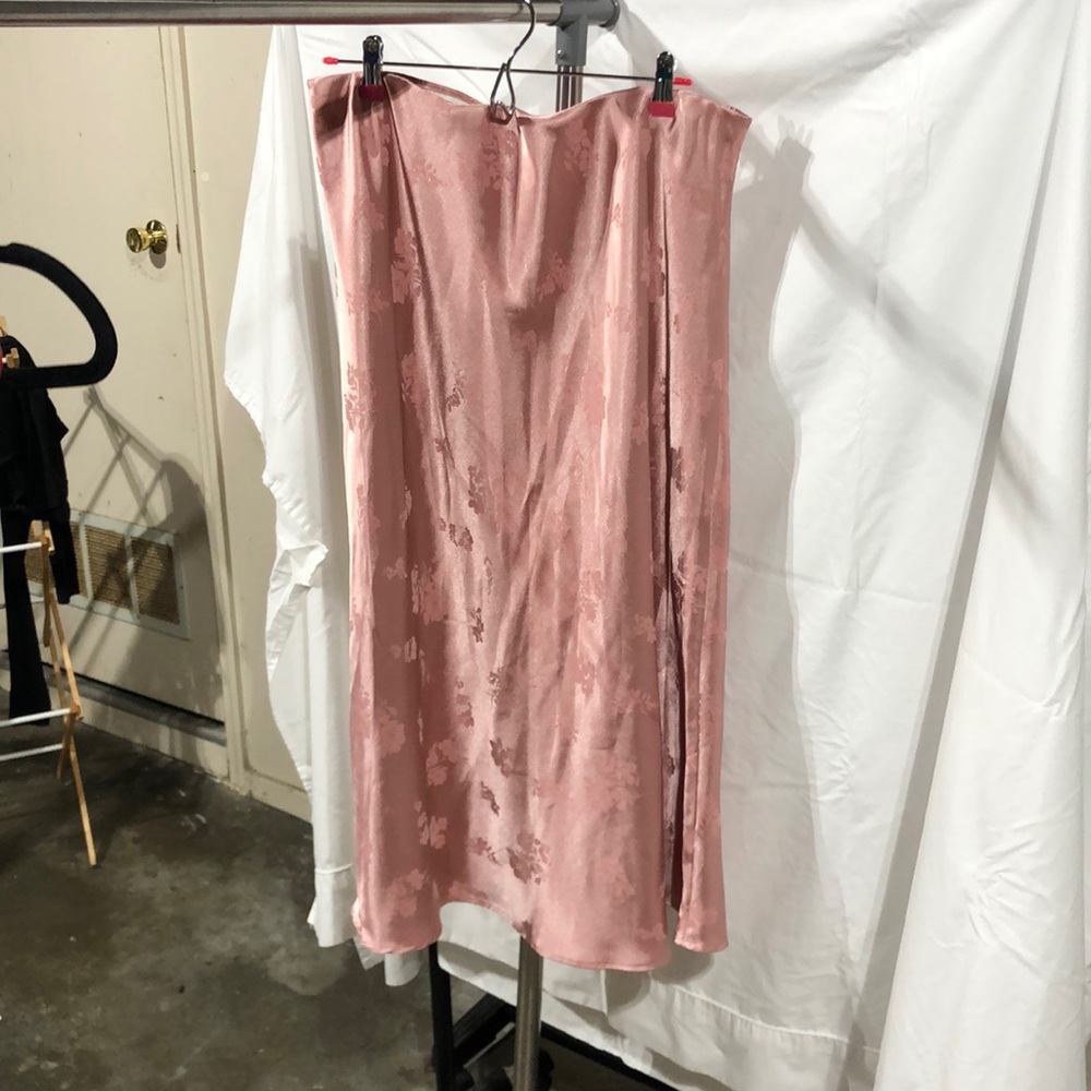 NLT (no less than) LA pink Floral midi satin skirt